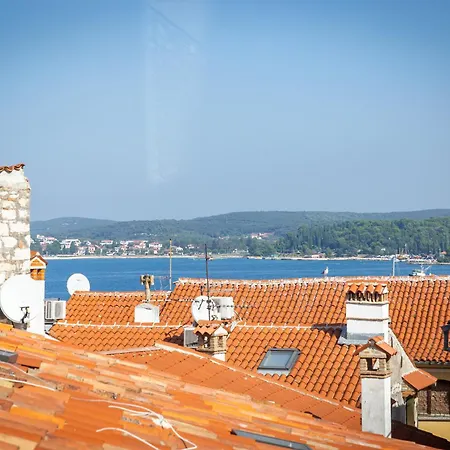 Apartment Rubini - Modern In The Heart Of Old