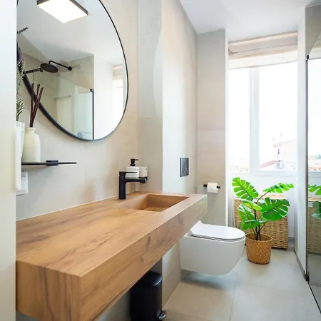 Rubini - Modern In The Heart Of Old Appartement