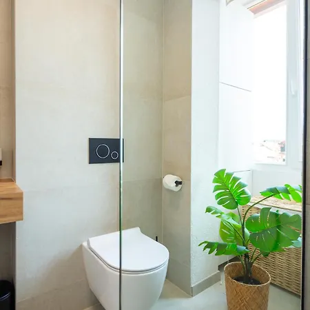 Apartment Rubini - Modern In The Heart Of Old *